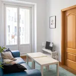 Rent a room of 140 m² in madrid