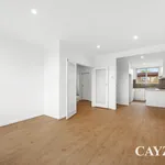 Rent 2 bedroom apartment in St Kilda West