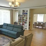 Rent 6 bedroom house of 300 m² in Budapest