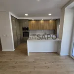 Rent 2 bedroom apartment of 85 m² in Loures