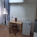 Rent 1 bedroom apartment of 20 m² in Napoli