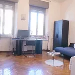 Rent 4 bedroom apartment of 100 m² in Turin