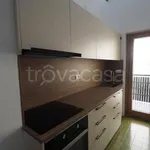 Affitto 4 camera appartamento di 97 m² in Triest