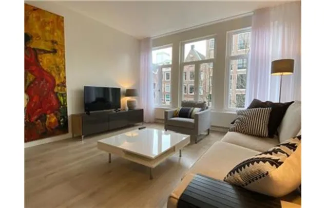 Huur 1 slaapkamer appartement van 883 m² in Amsterdam