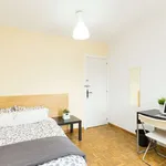 Rent a room of 209 m² in madrid