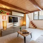 Rent 1 bedroom apartment of 40 m² in Florence