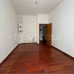 Rent 2 bedroom apartment of 52 m² in Milano