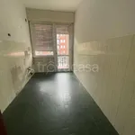 Affitto 3 camera appartamento di 120 m² in Bergamo