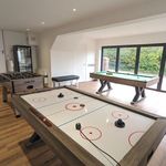 Rent 5 bedroom house in East Midlands