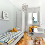 Rent 3 bedroom apartment of 103 m² in Milan