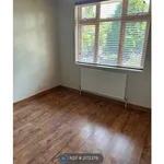 Rent 3 bedroom flat in East Of England