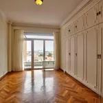 Rent 4 bedroom apartment in Sint-Pieters-Woluwe