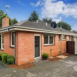 Rent 3 bedroom house in  NUNAWADING
 