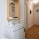 Rent 3 bedroom apartment in Porto