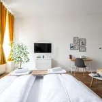 Miete 4 Schlafzimmer wohnung von 34 m² in Vienna