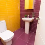 Rent 2 bedroom apartment in malaga