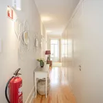 Rent 1 bedroom apartment of 41 m² in Porto