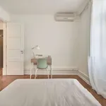 Rent a room in lisbon