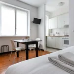 Rent 1 bedroom apartment of 38 m² in Milan