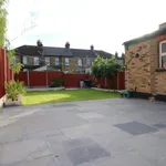 Rent 4 bedroom house in Ilford