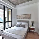 Maison de 807 m² avec 1 chambre(s) en location à Montreal