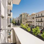 Rent 3 bedroom apartment of 121 m² in lisbon