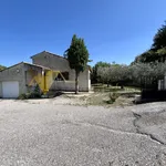 Maison de 81 m² avec 3 chambre(s) en location à Vaison-la-Romaine