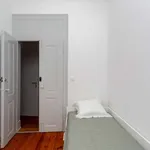 Rent a room in lisbon