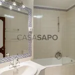 Rent 4 bedroom house of 254 m² in Lisbon