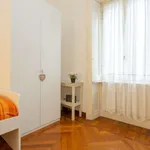 Rent a room in milan