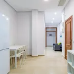 Rent 7 bedroom apartment in Valencia