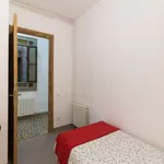 Rent a room of 250 m² in barcelona