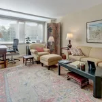 Rent 1 bedroom apartment of 83 m² in Washington