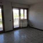 Affitto 2 camera appartamento di 58 m² in Carrara