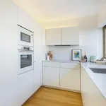 Rent 3 bedroom apartment of 153 m² in Lisbon