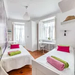 Rent a room in lisbon