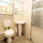 Rent 2 bedroom flat in Cardiff