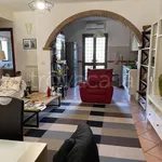 Rent 3 bedroom house of 150 m² in Trevignano Romano