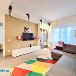 Affitto 3 camera appartamento di 95 m² in Milan