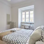 Rent 6 bedroom apartment in lisbon