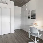 Rent 3 bedroom student apartment of 11 m² in Montréal