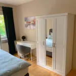 80 m² Zimmer in Frankfurt am Main