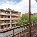 Rent 3 bedroom apartment of 100 m² in Milan