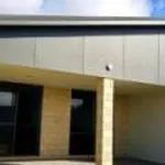 Rent 3 bedroom house in Wellard