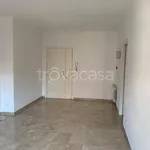 Affitto 3 camera appartamento di 74 m² in Roma