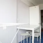 Rent a room in lisbon