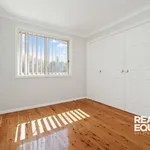 Rent 4 bedroom house in Casula