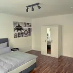 Miete 3 Schlafzimmer wohnung von 70 m² in Frankfurt am Main