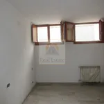 Affitto 4 camera appartamento di 141 m² in Carrara