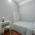 Rent 14 bedroom apartment in Lisbon